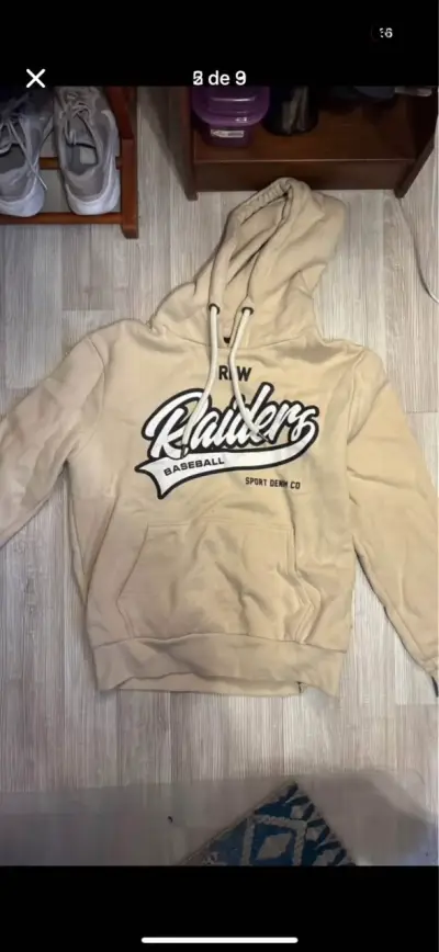 Polerón beige con capucha - miniatura 1