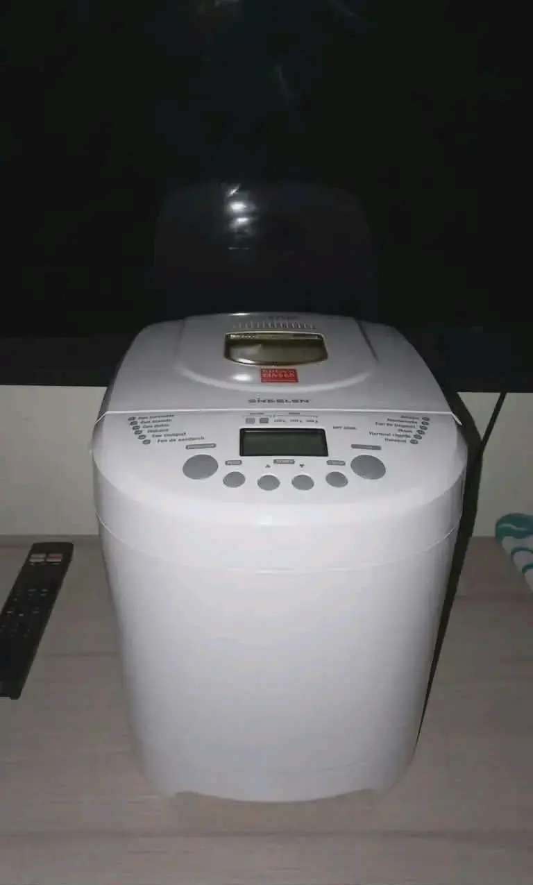 Máquina para hacer pan blanca - 1