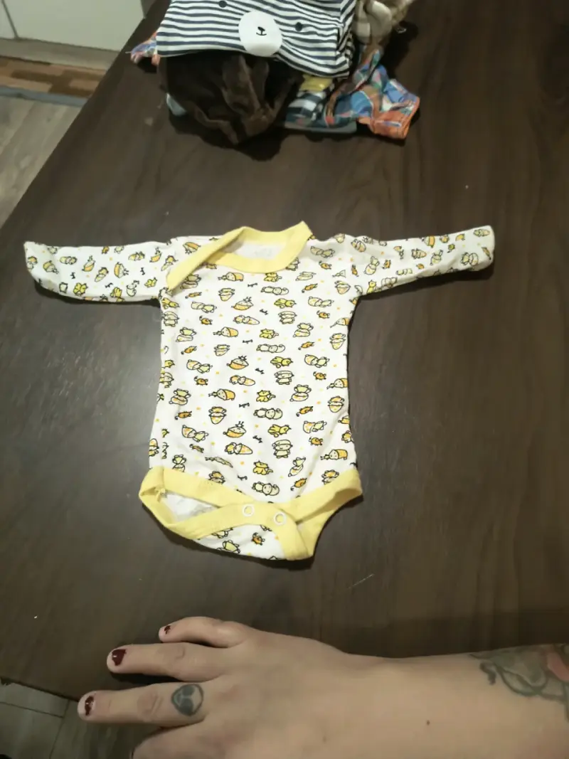 Body bebé estampado amarillo - 1