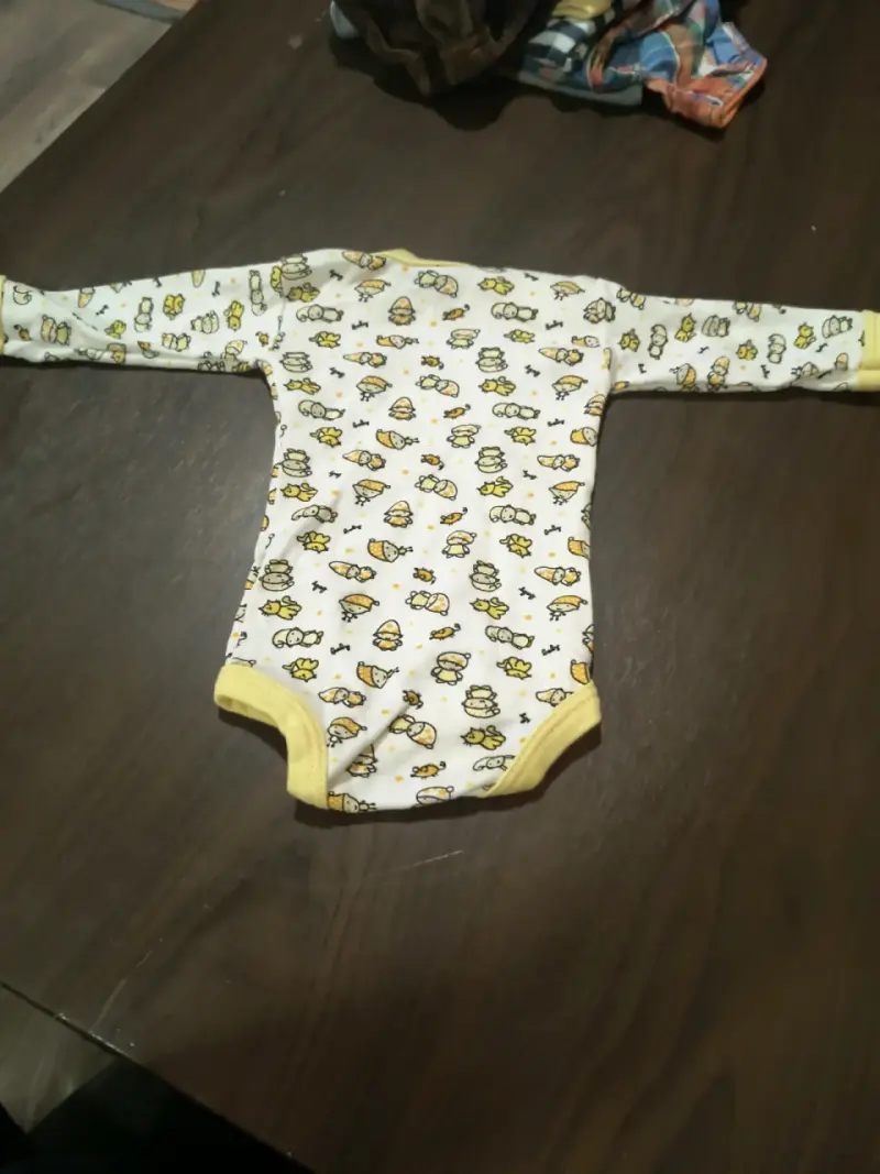 Body bebé estampado amarillo - 2