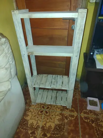 Estante de madera rústico - miniatura 1