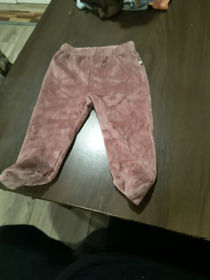 Pantalones de bebé rosados - 1