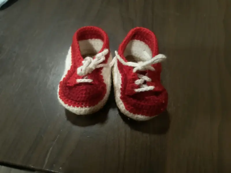 Zapatos tejidos para bebé