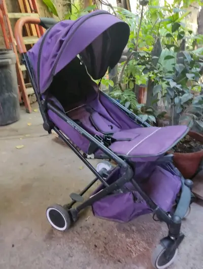 Coche de bebé plegable morado - miniatura 3