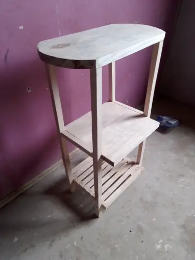 Mesa de madera - miniatura 1