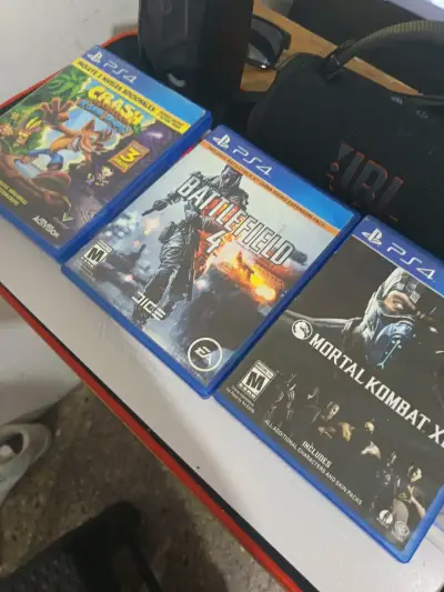 Play 4 más el control y todo lo demás - miniatura 6