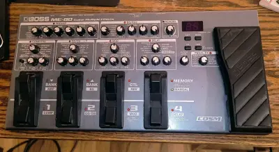 Pedalera de efectos Boss ME-80 - miniatura 2