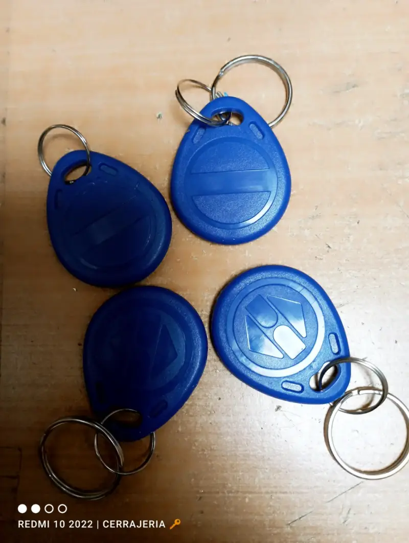 Llavero RFID azul - 2