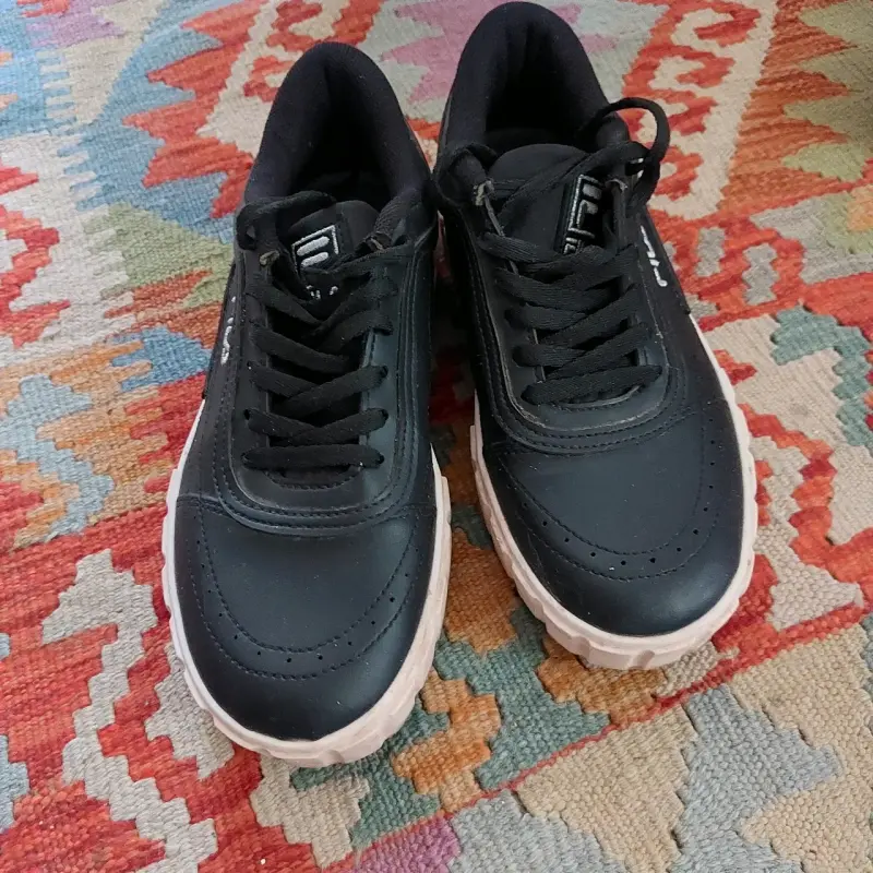 Zapatillas negras Fila - 2