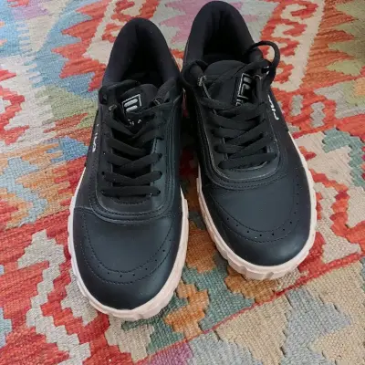 Zapatillas negras Fila - miniatura 2