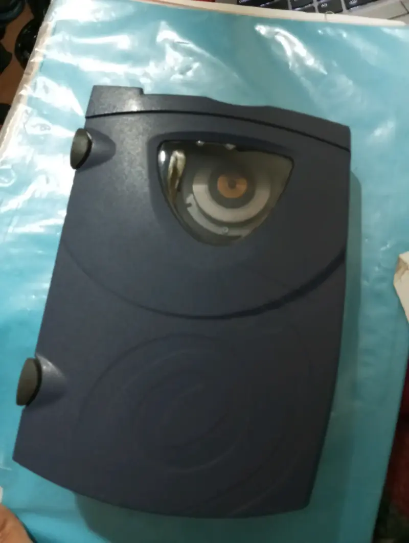 Lector Iomega Zip 250 MB Externo - Puerto Paralelo - 1