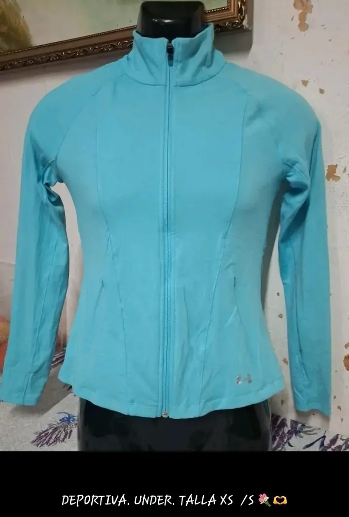 Chaqueta deportiva azul