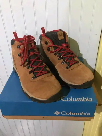 Botas Columbia de trekking marrones - miniatura 1