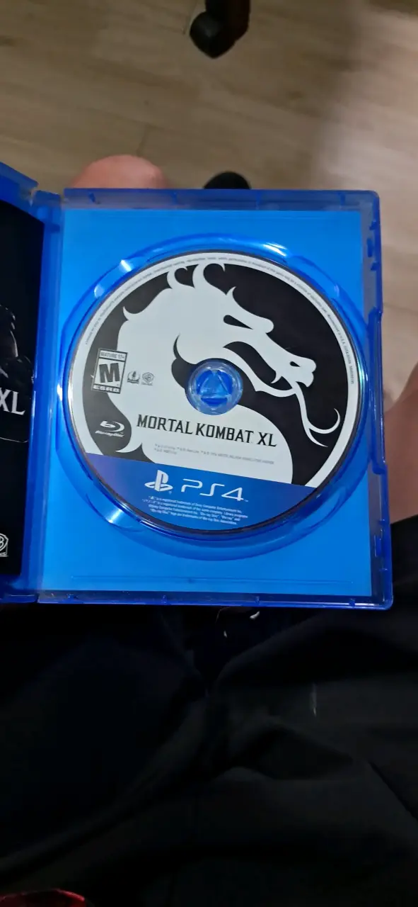 Mortal Kombat PS4 - 2
