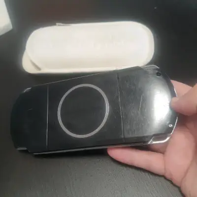 Consola portátil Sony PSP 2000 - miniatura 2
