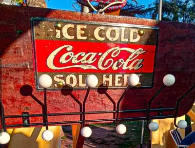 Colgador vintage Coca-Cola de metal - miniatura 1