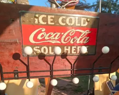 Colgador vintage Coca-Cola de metal - miniatura 2
