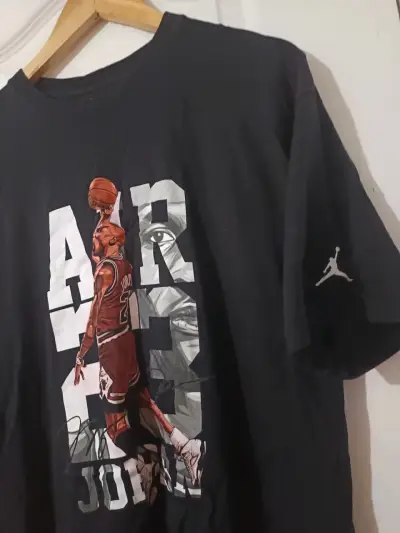 Polera negra Air Jordan - miniatura 4