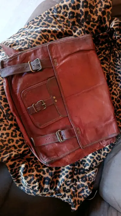 Bolso de cuero marrón vintage - miniatura 1
