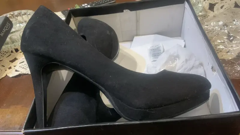 Tacón alto negro elegante - 2