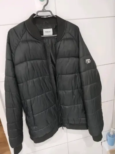 Chaqueta acolchada negra Bearcliff - miniatura 1