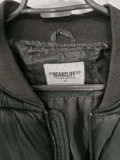 Chaqueta acolchada negra Bearcliff - miniatura 3