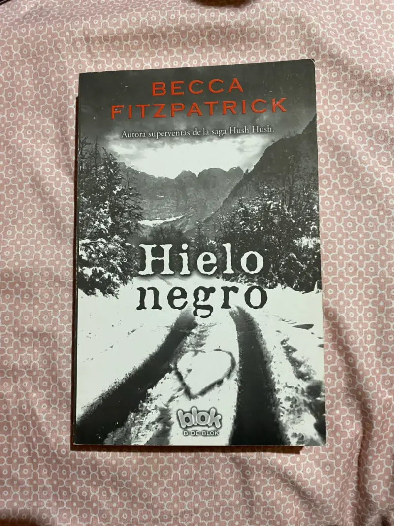 Libro 'Hielo Negro' de Becca Fitzpatrick