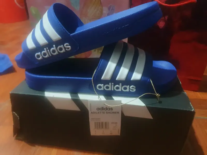 Sandalias Adidas azules nuevas - 2