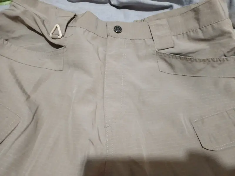 Pantalones largos beige con bolsillos - 2