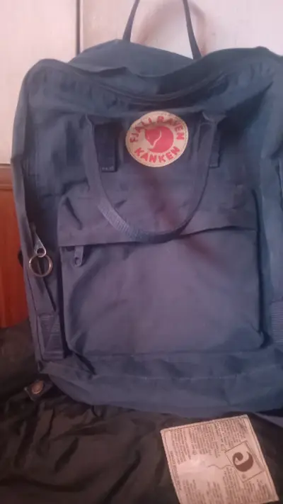 Mochila Fjallraven Kanken azul - miniatura 1