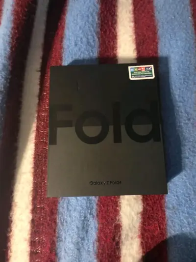 Samsung Galaxy Z Fold4 - miniatura 1