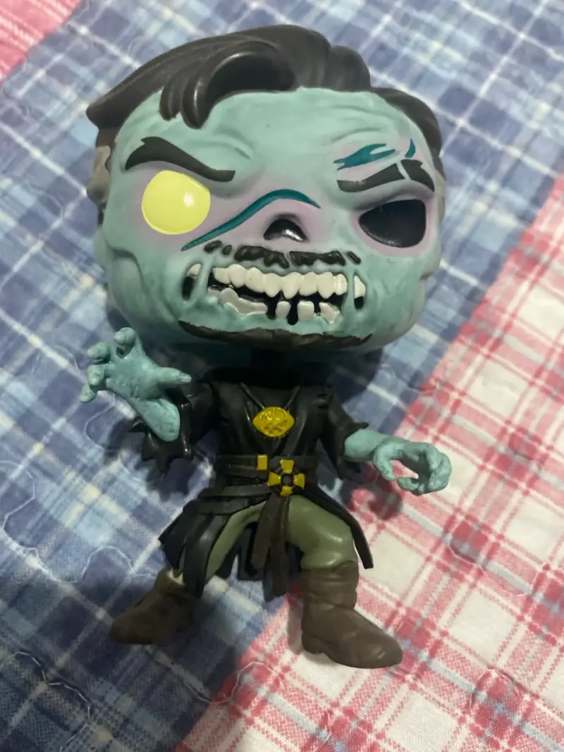 Figura funko pop doctor strange zombie - 1