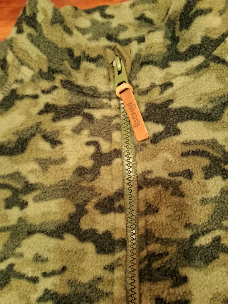 Chaqueta polar camuflaje verde.  Talla 16 - 1