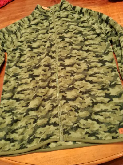 Chaqueta polar camuflaje verde.  Talla 16 - miniatura 3