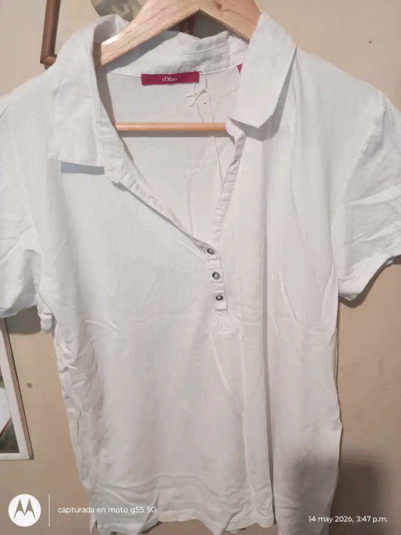Polera rosa cuello en V - 3