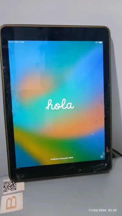 Ipad 5ta generación 32 gb - táctil dañado - miniatura 1
