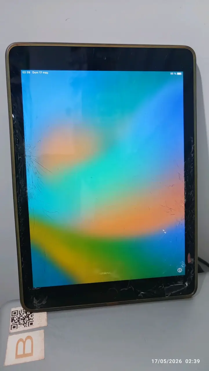 Ipad 5ta generación 32 gb - táctil dañado - 2