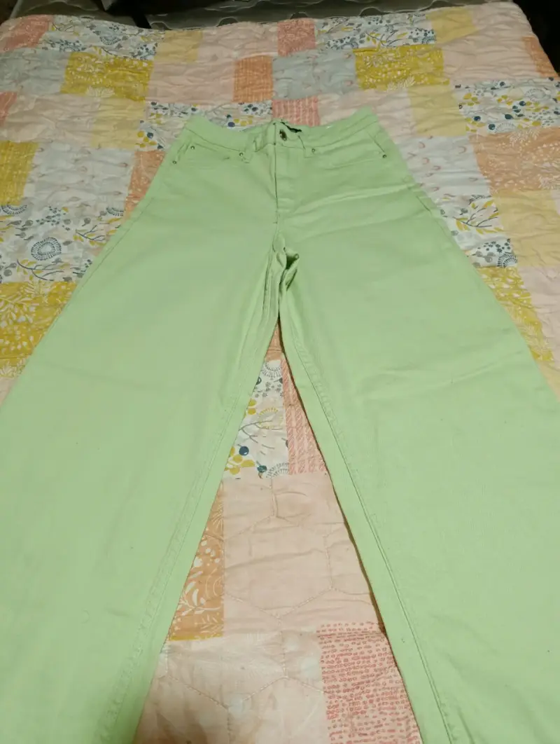 Wide leg jeans