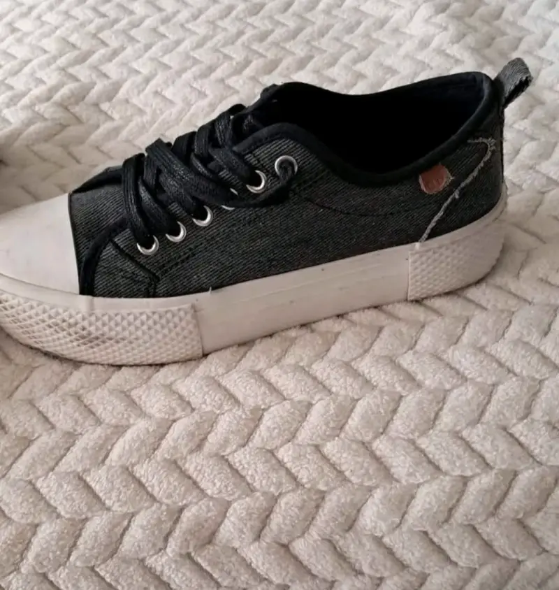 Zapatillas deportivas negras - 2