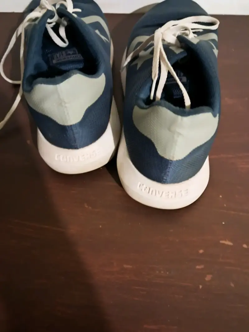 Zapatillas azul oscuro con estrella - 3
