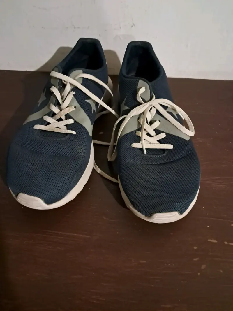 Zapatillas azul oscuro con estrella - 5