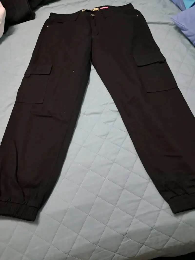 Pantalones cargo negros