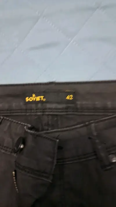 Pantalones negros de hombre - miniatura 3