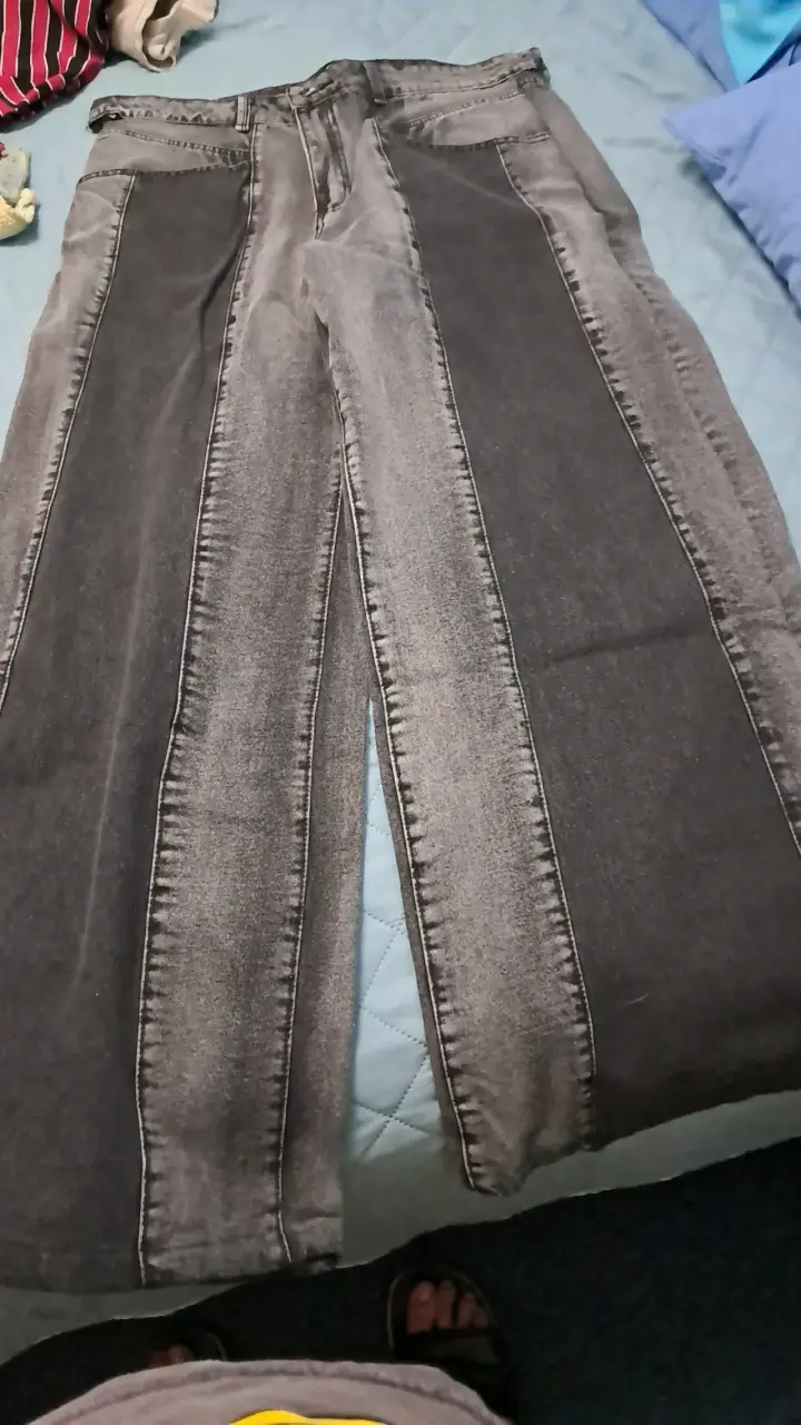 Jeans gris para mujer