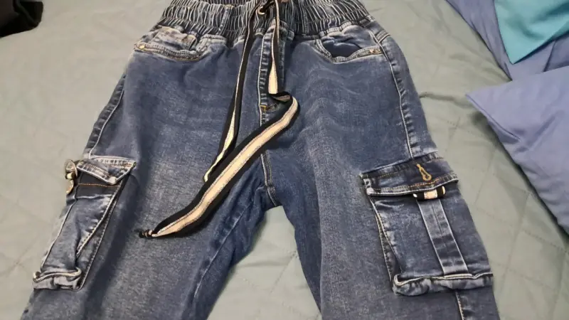 Jeans cargo azul para mujer - 2