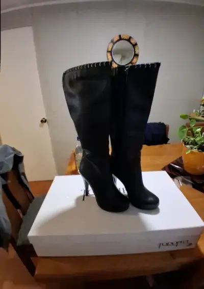 Botas altas negras con taco, aguja - miniatura 5