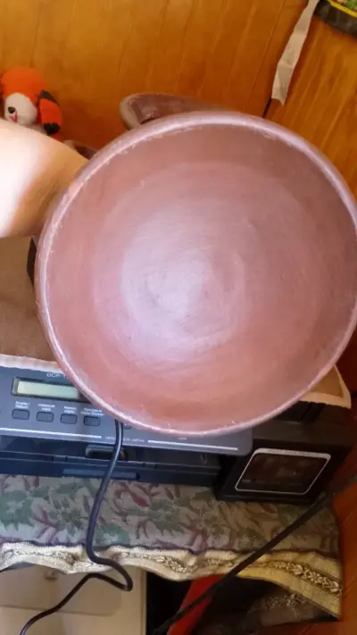 Olla de greda con tapa - miniatura 2