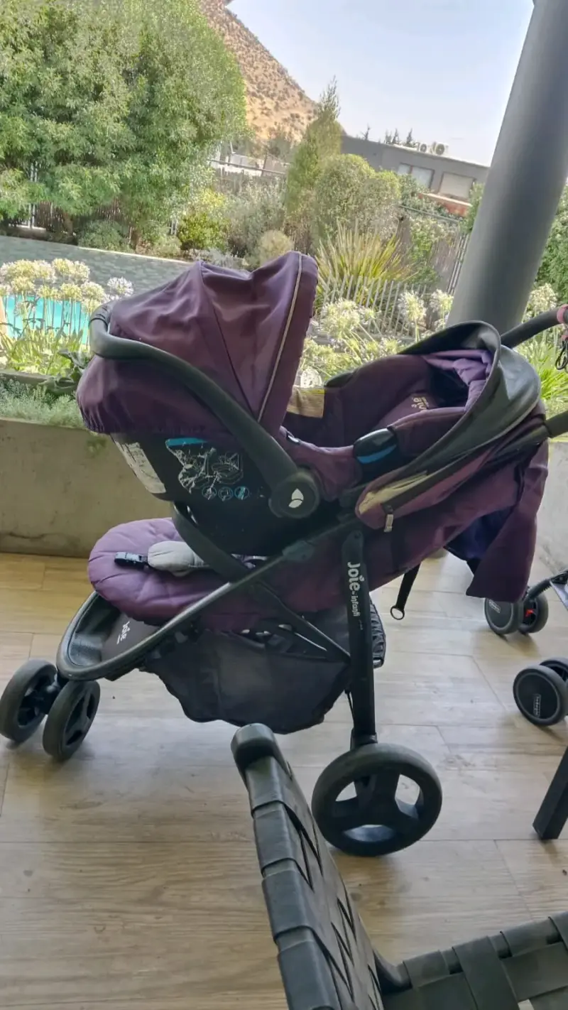 Coche y silla de auto Joie - 2