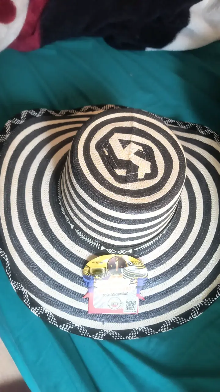 Sombrero vueltiao rayado