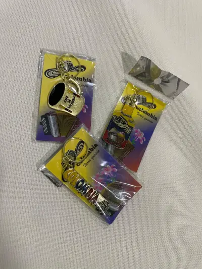 Productos colombianos sombreros poncho llaveros ma - miniatura 3